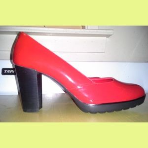 Red Platform Pumps 7.5 NARROW